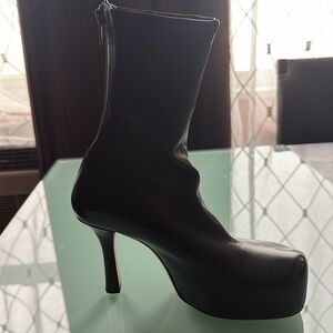 Bottega Veneta
Leather Sock Boots